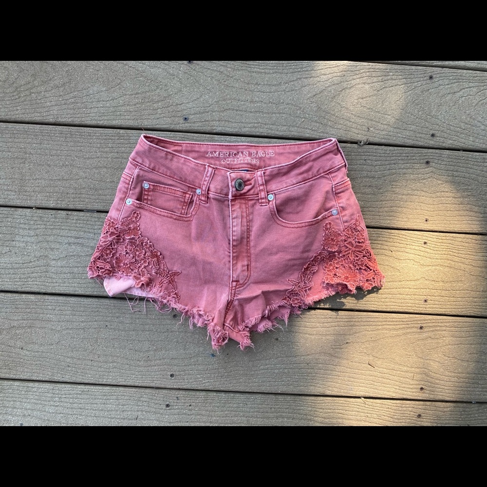 American Eagle Size 6 Lace cut off shorts